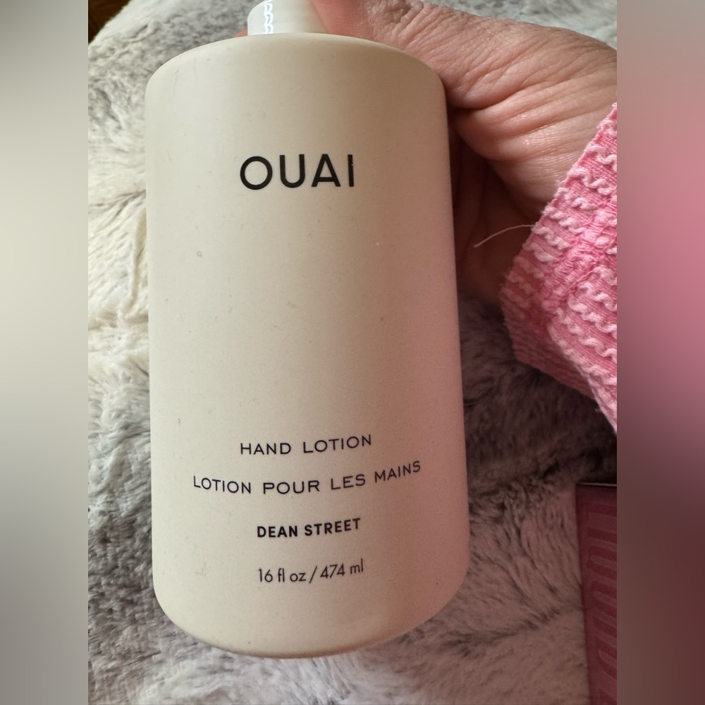 Ouai - Hand Lotion Dean Street - 16fl oz Retail $32